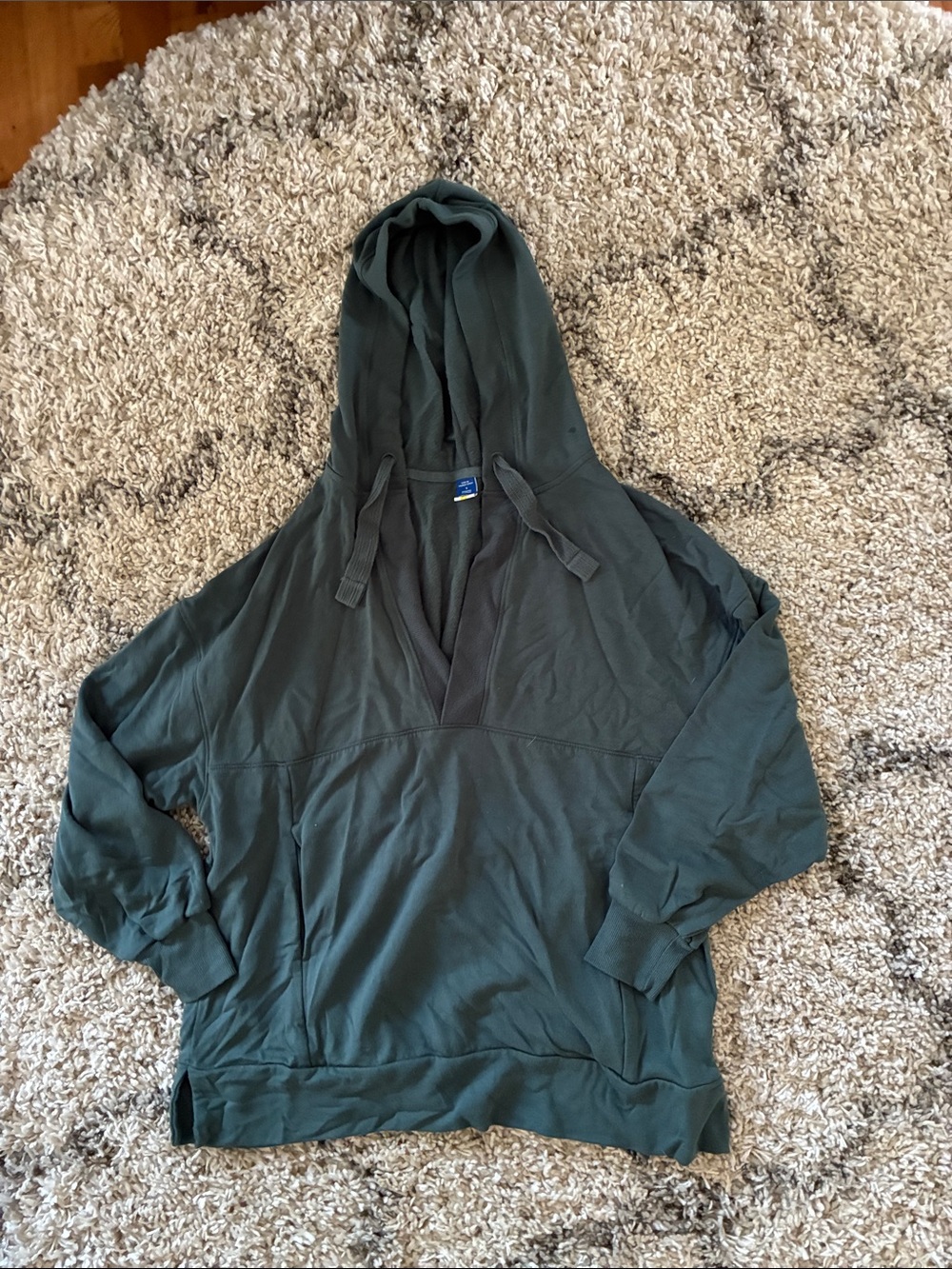 Old Navy Hooded Pullover Sweatshirt
